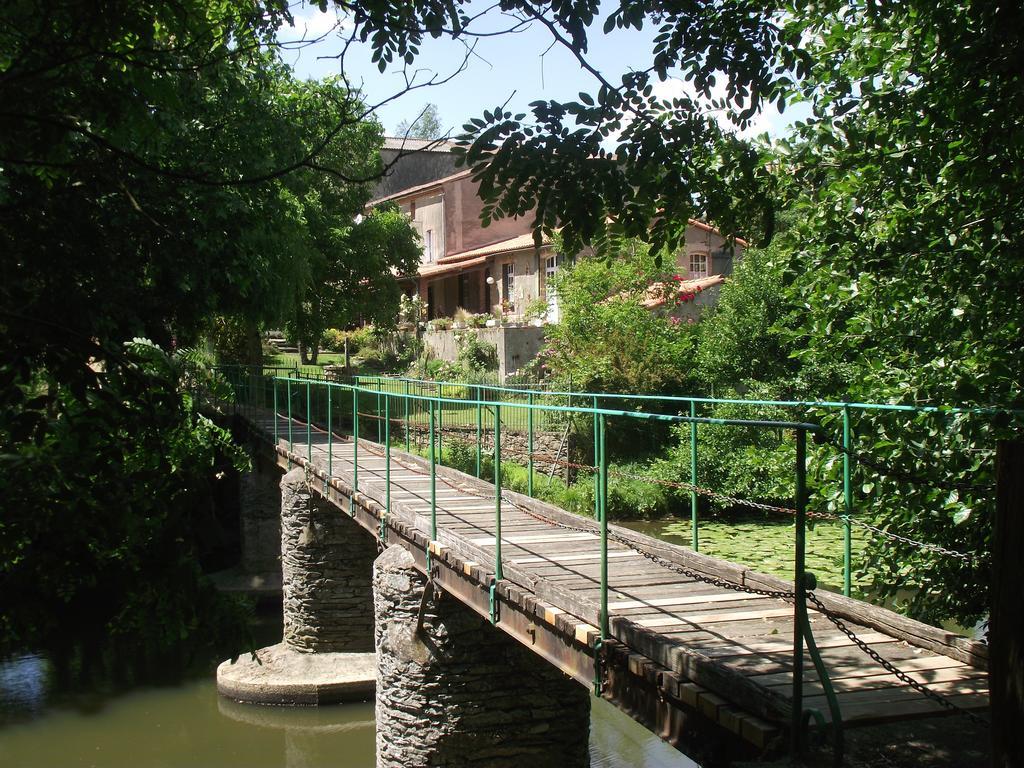 Le Moulin Neuf Villa Beaupréau-en-Mauges Kamer foto